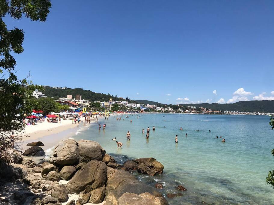 Apto Em Condominio No Centro De Bombinhas, Proximo Da Praia 외부 사진