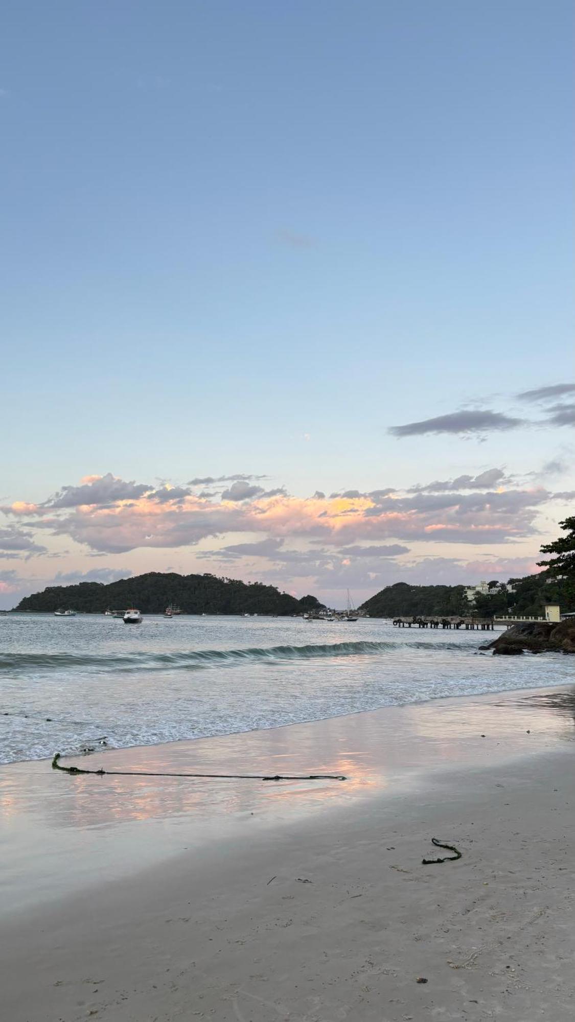 Apto Em Condominio No Centro De Bombinhas, Proximo Da Praia 외부 사진